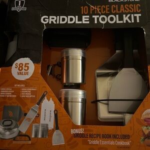Blackstone Griddle Toolkit with Silver Accessories